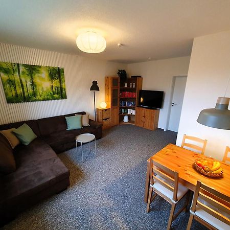 Radfreundliches Wohlfuehl-Apartment Mit Terrasse Und Parkplatz - Fewo Woody Schwerin  Eksteriør bilde