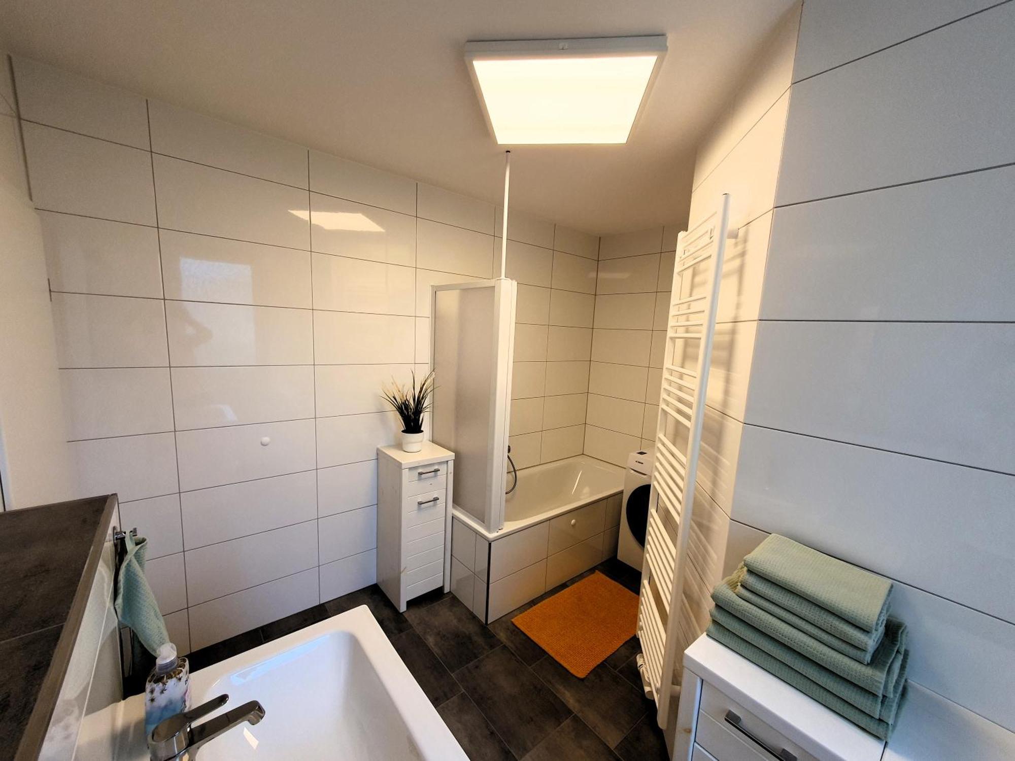 Radfreundliches Wohlfuehl-Apartment Mit Terrasse Und Parkplatz - Fewo Woody Schwerin  Eksteriør bilde